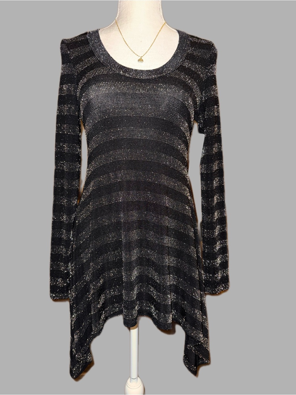 Black Metallic Striped Asymmetrical Hem Knit Top Size S NWT